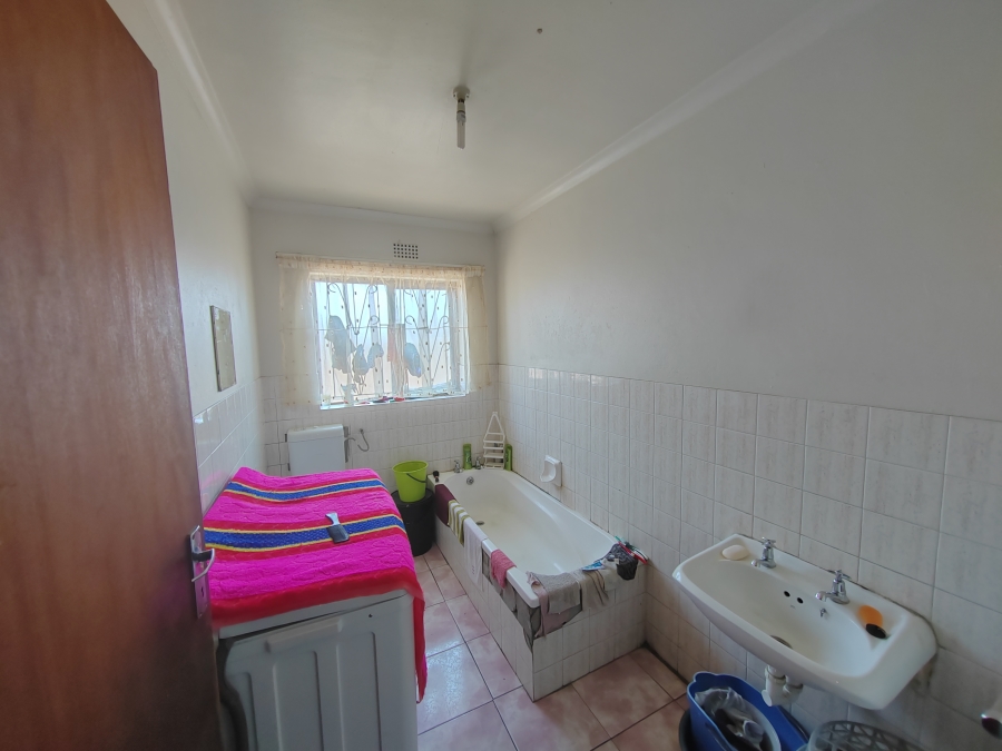 3 Bedroom Property for Sale in Devon Park Village Western Cape